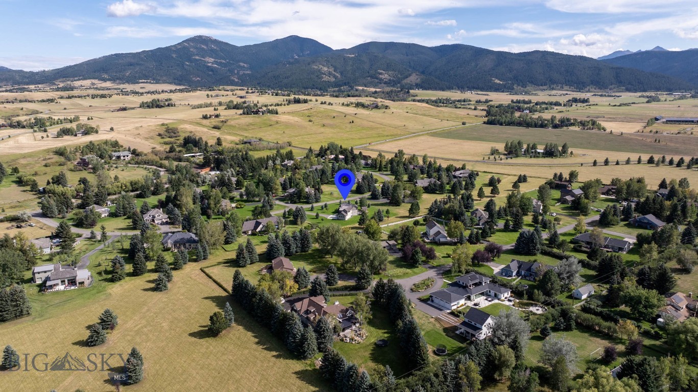 9 Lariat Loop Property Photo 19