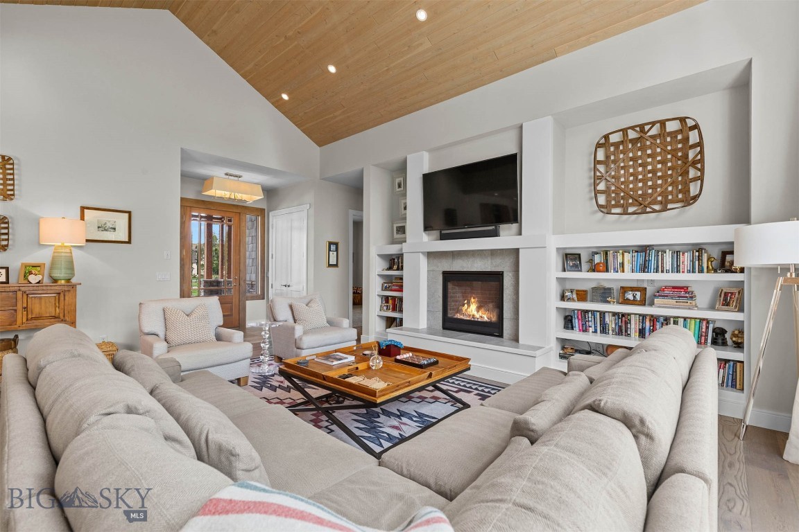 9 Lariat Loop Property Photo 21