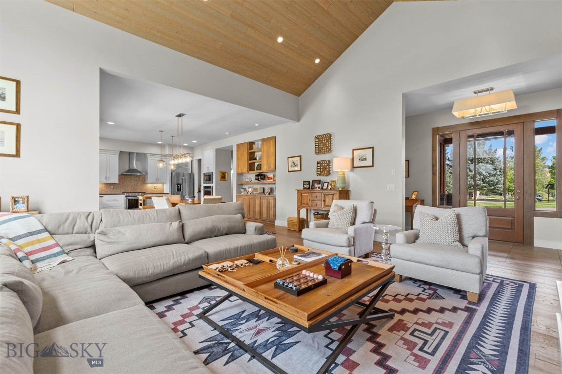 9 Lariat Loop Property Photo 25