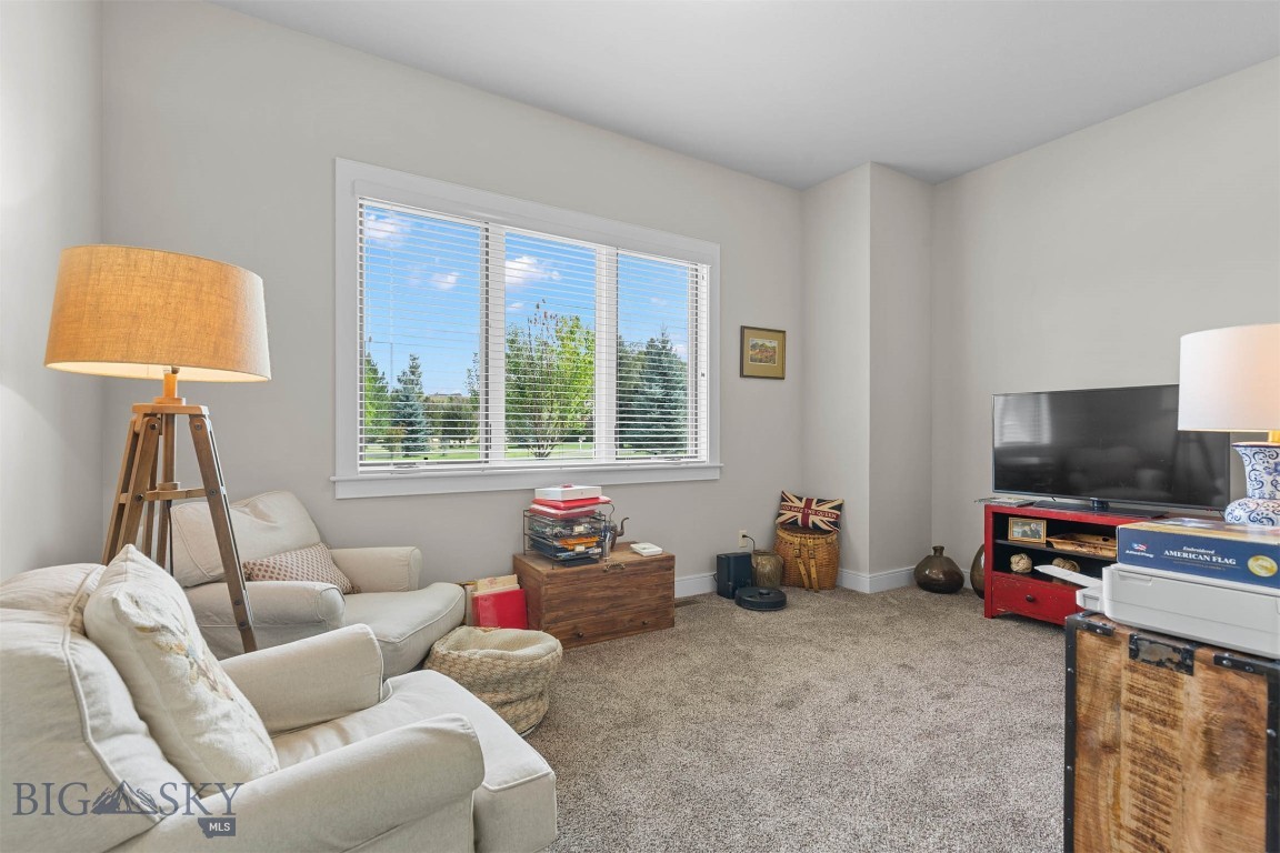 9 Lariat Loop Property Photo 36