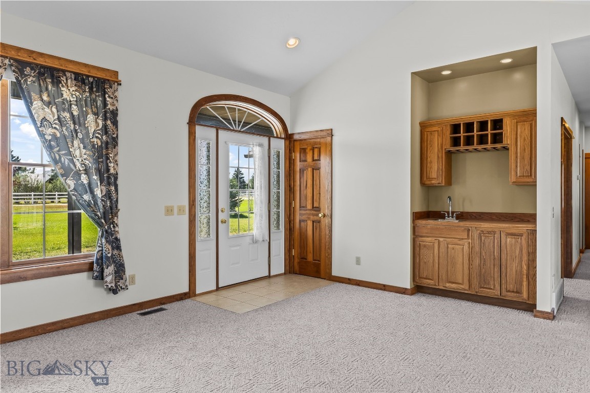 23 Coachman Lane Property Photo 23
