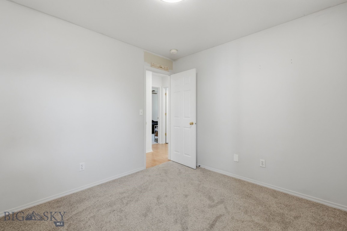 2603 Daffodil Property Photo 11
