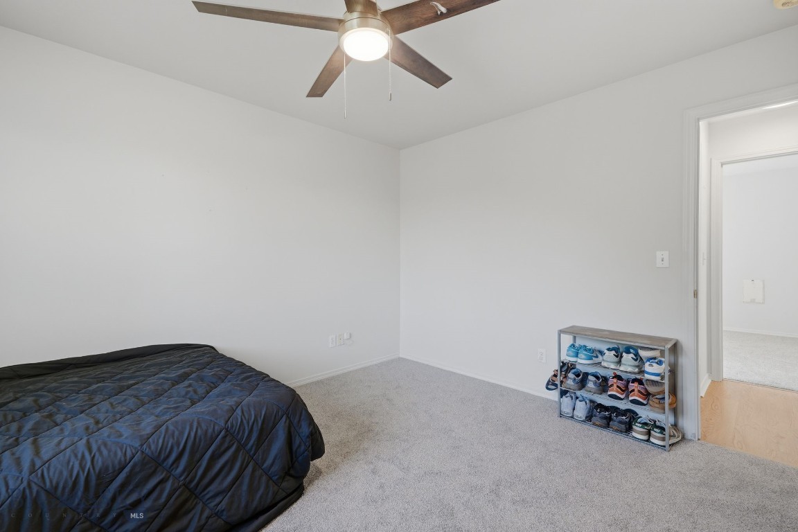 2603 Daffodil Property Photo 19