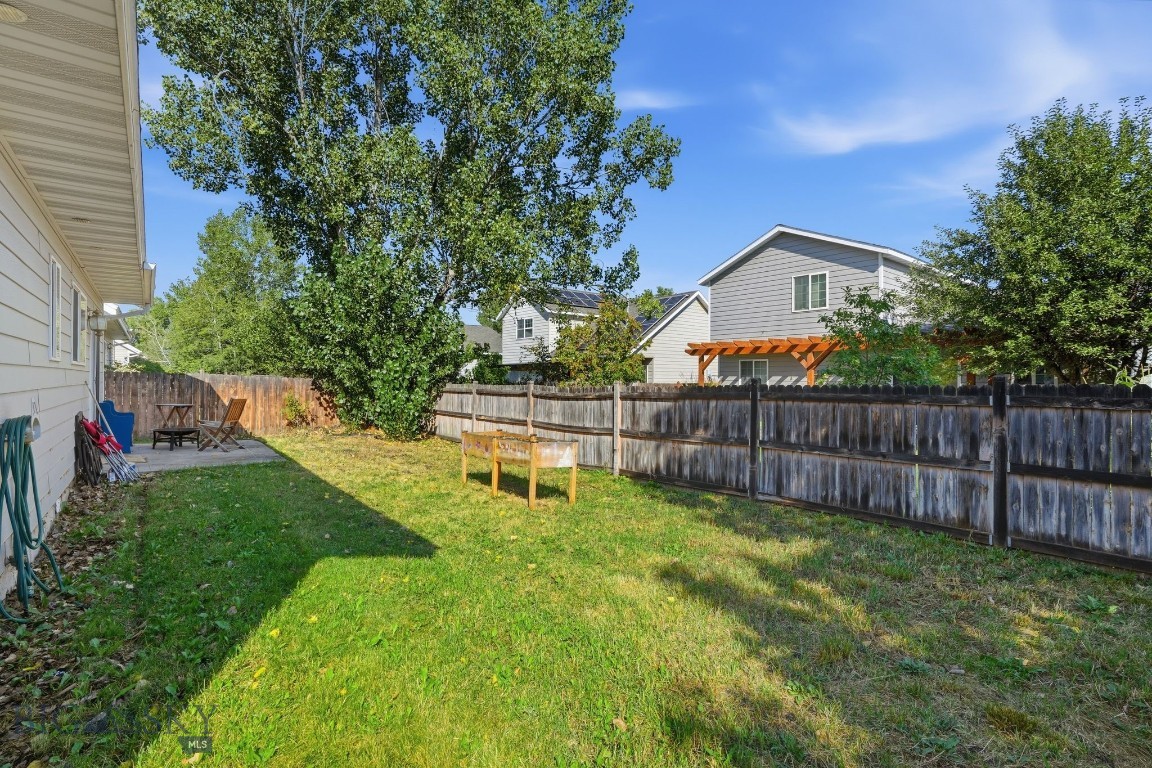 2603 Daffodil Property Photo 30