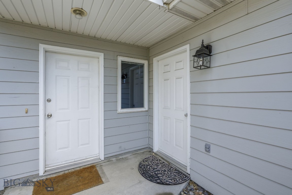 2603 Daffodil Property Photo 34