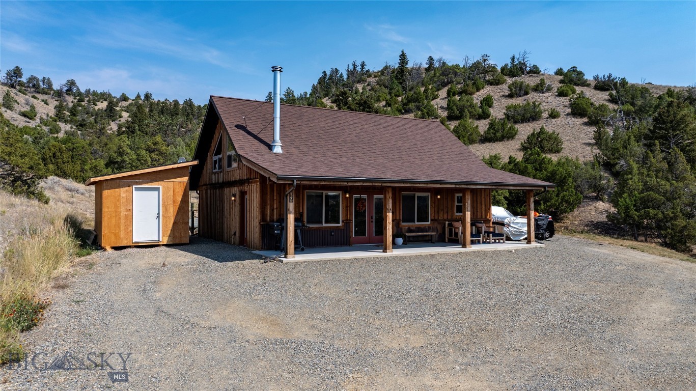 729 Us Hwy 12 E Property Photo 2