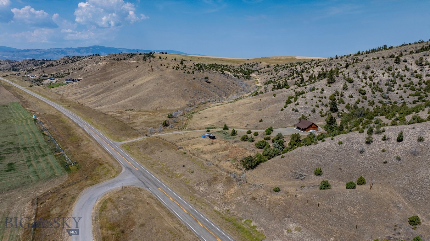 729 Us Hwy 12 E Property Photo 29