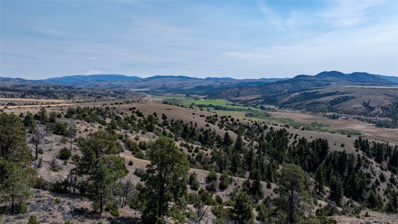 729 Us Hwy 12 E Property Photo 40