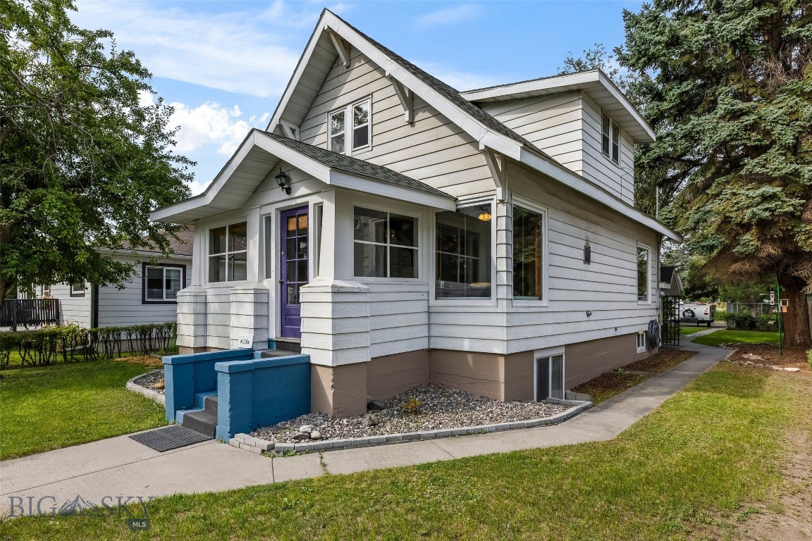 518 1st Avenue E Property Photo 1