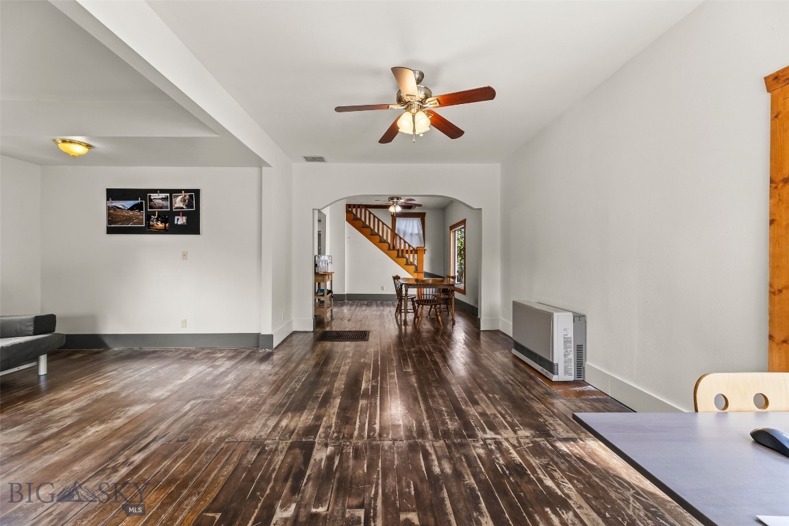518 1st Avenue E Property Photo 11