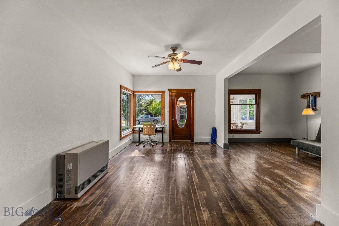 518 1st Avenue E Property Photo 12