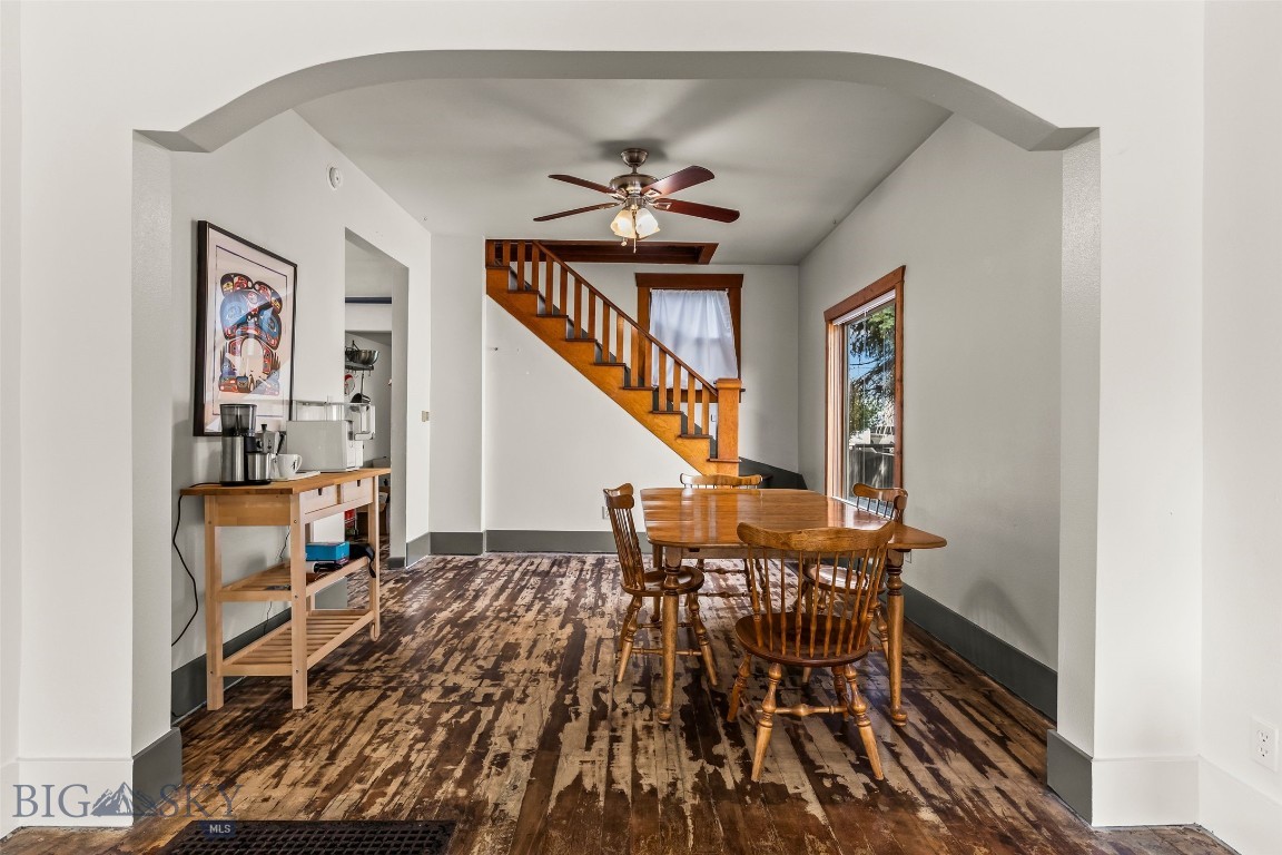 518 1st Avenue E Property Photo 19