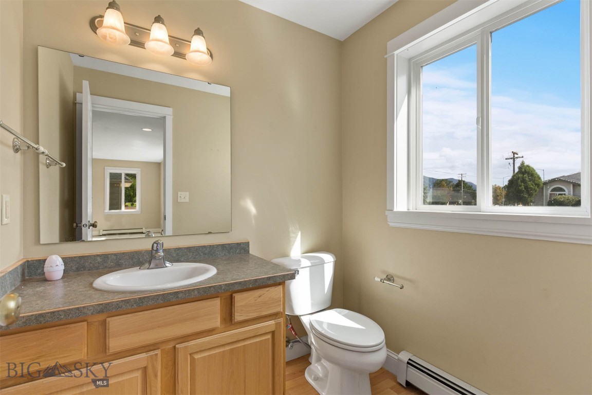 515 N 23rd Avenue Property Photo 12