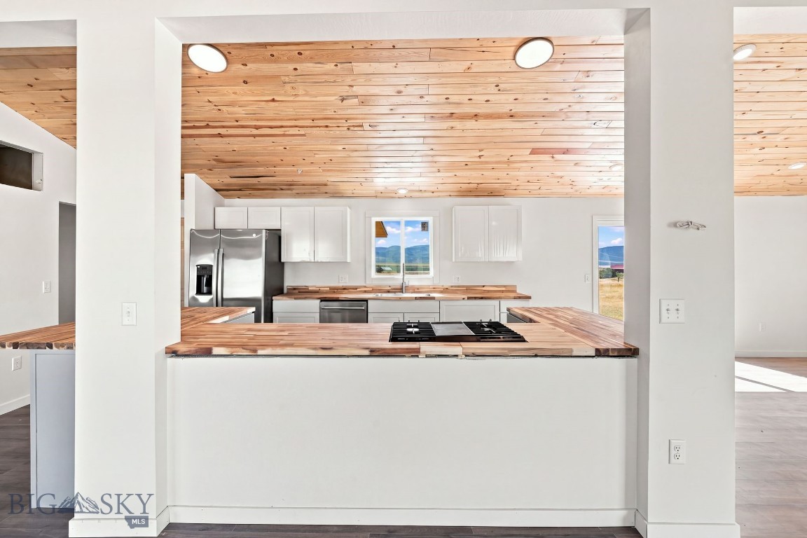 3 E Waco Lane Property Photo 11
