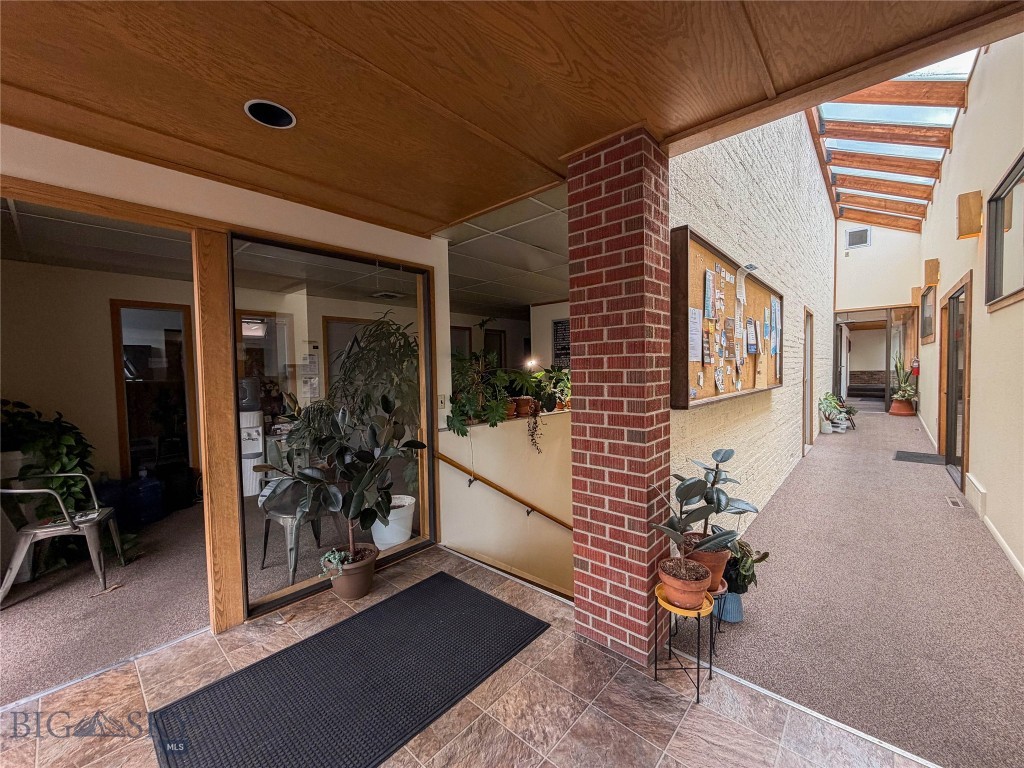 24 S Willson Avenue 01 Property Photo 9