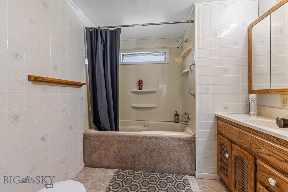 2550 Parrot Property Photo 11
