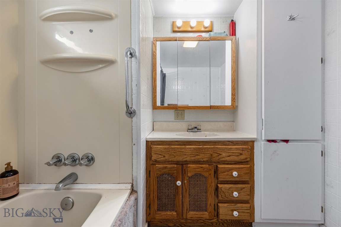 2550 Parrot Property Photo 12