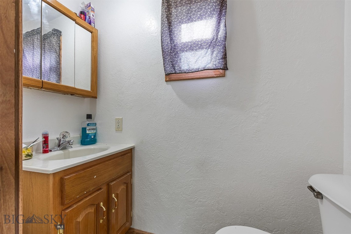 2550 Parrot Property Photo 16