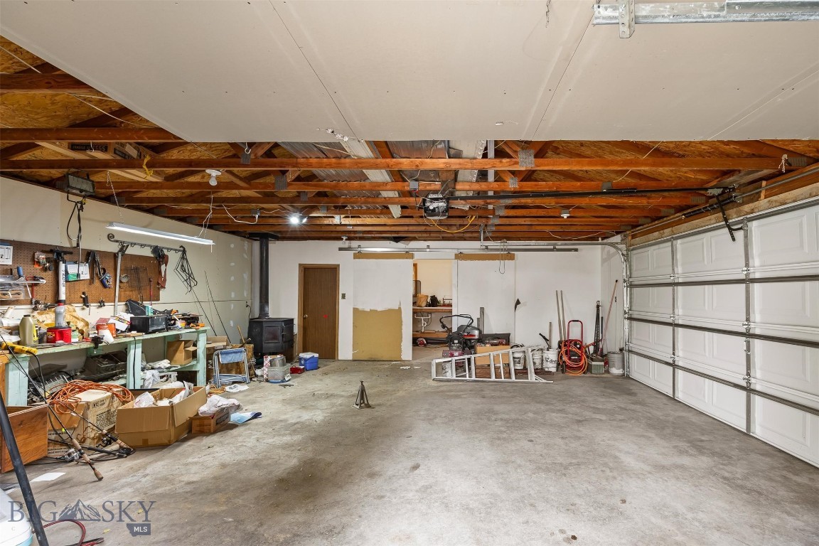 2550 Parrot Property Photo 28