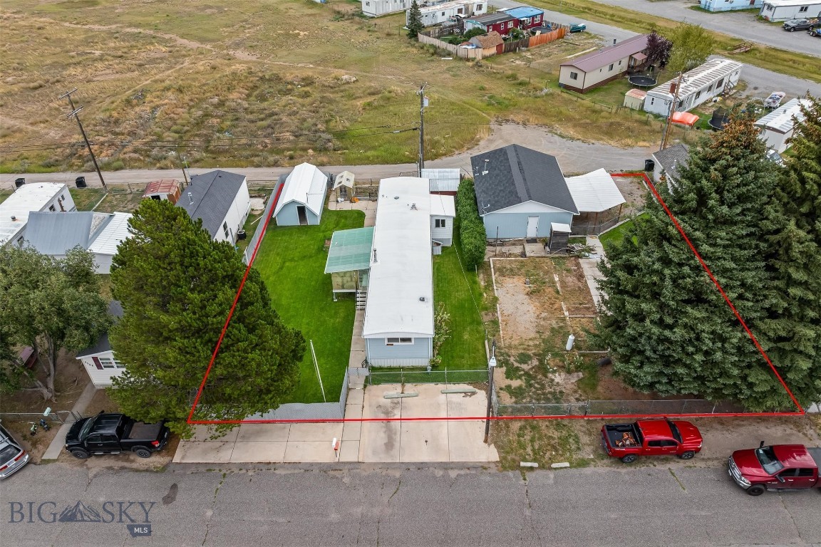 2550 Parrot Property Photo 34