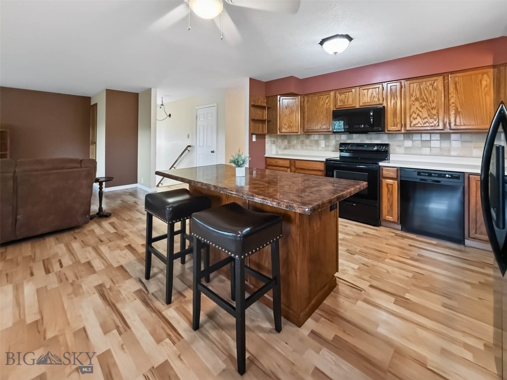 906 Nevada Property Photo 4