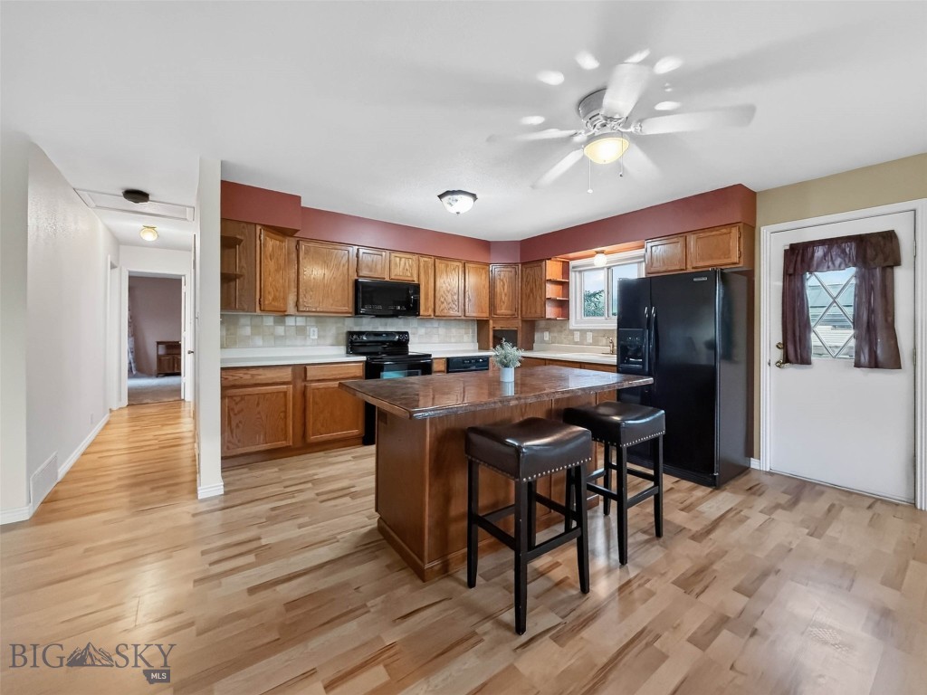 906 Nevada Property Photo 6