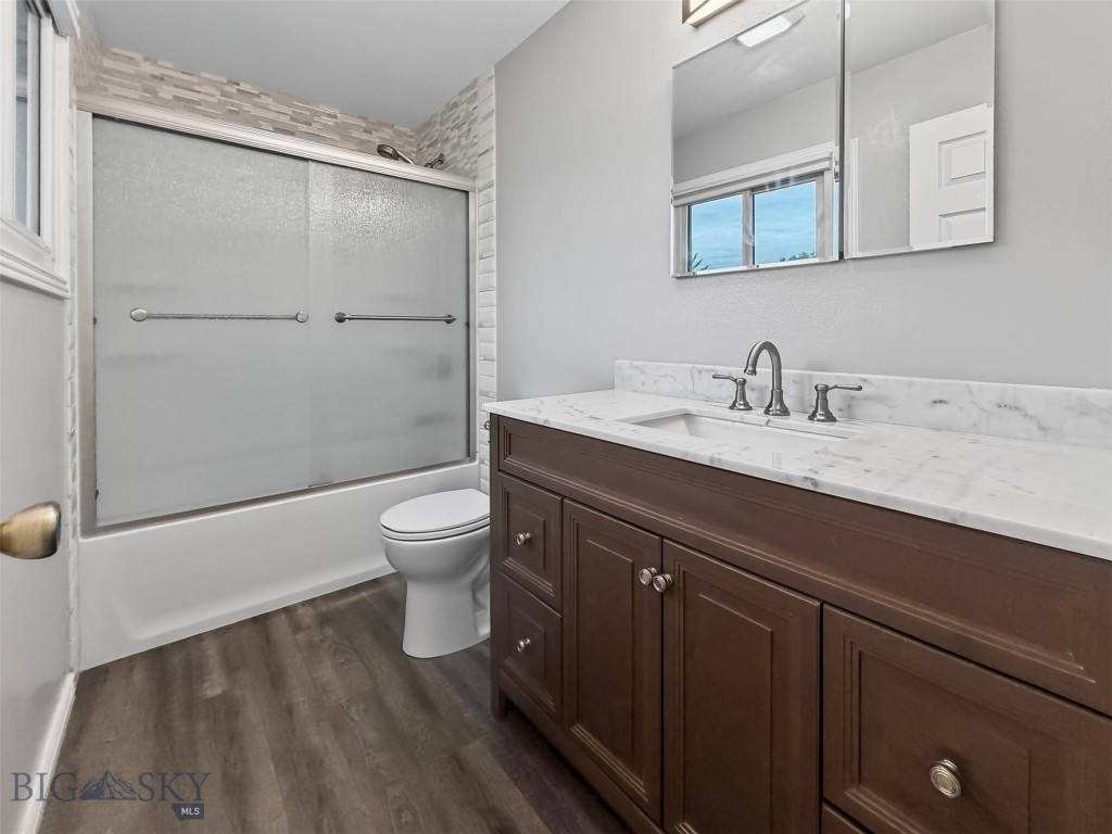 906 Nevada Property Photo 16