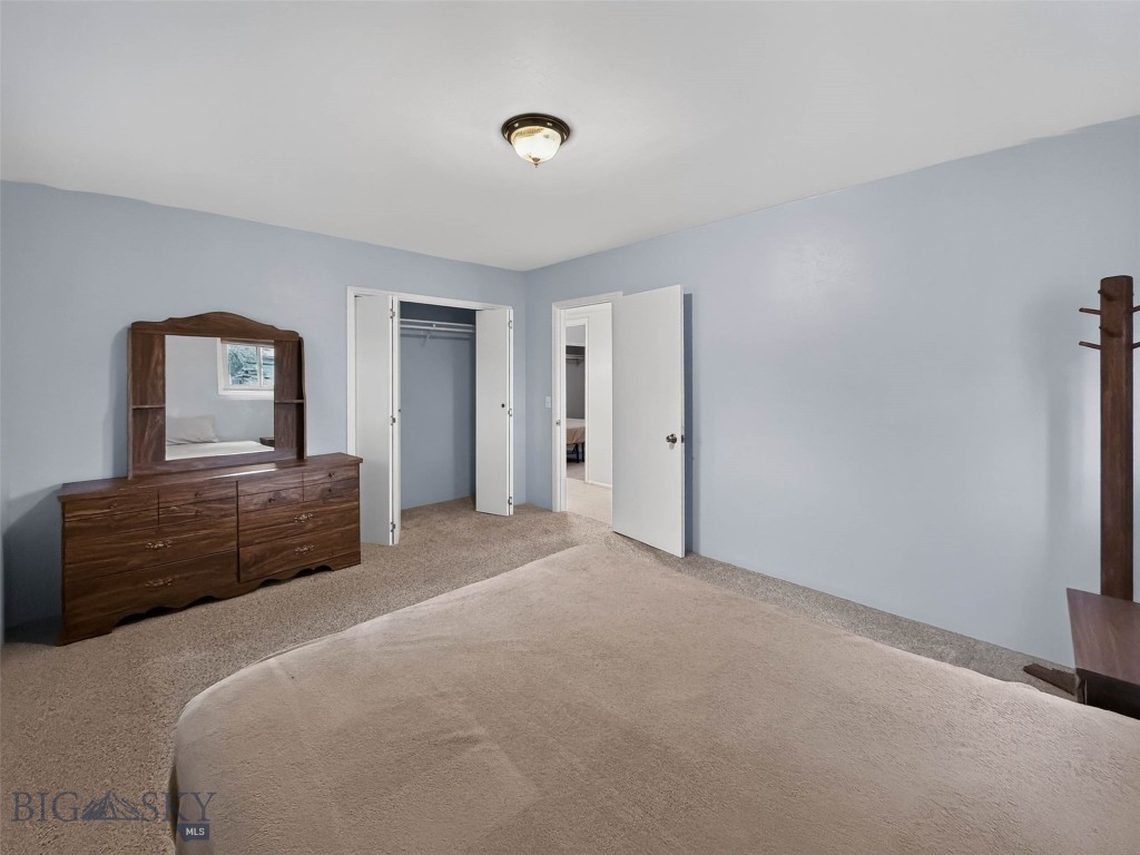 906 Nevada Property Photo 25