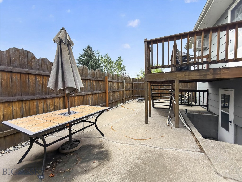 906 Nevada Property Photo 36