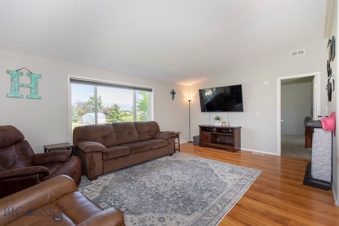 160 Pache Road Property Photo 15