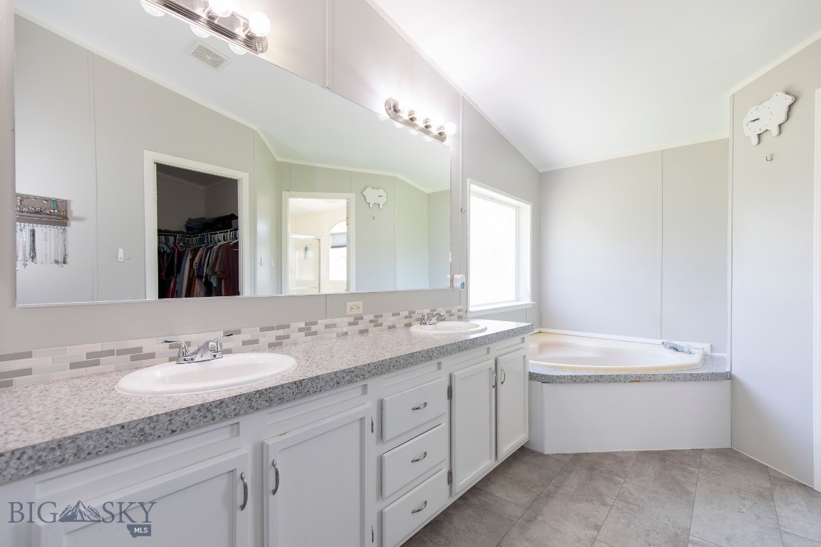 160 Pache Road Property Photo 25