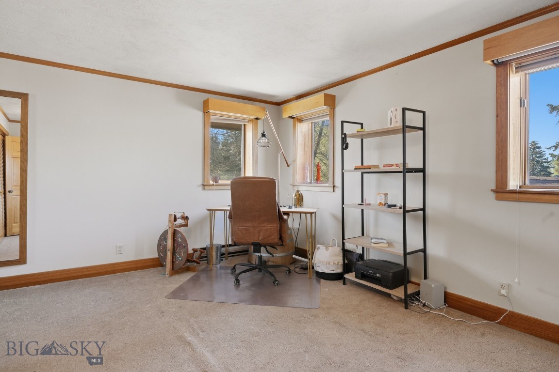 207 S Broadway Street Property Photo 31