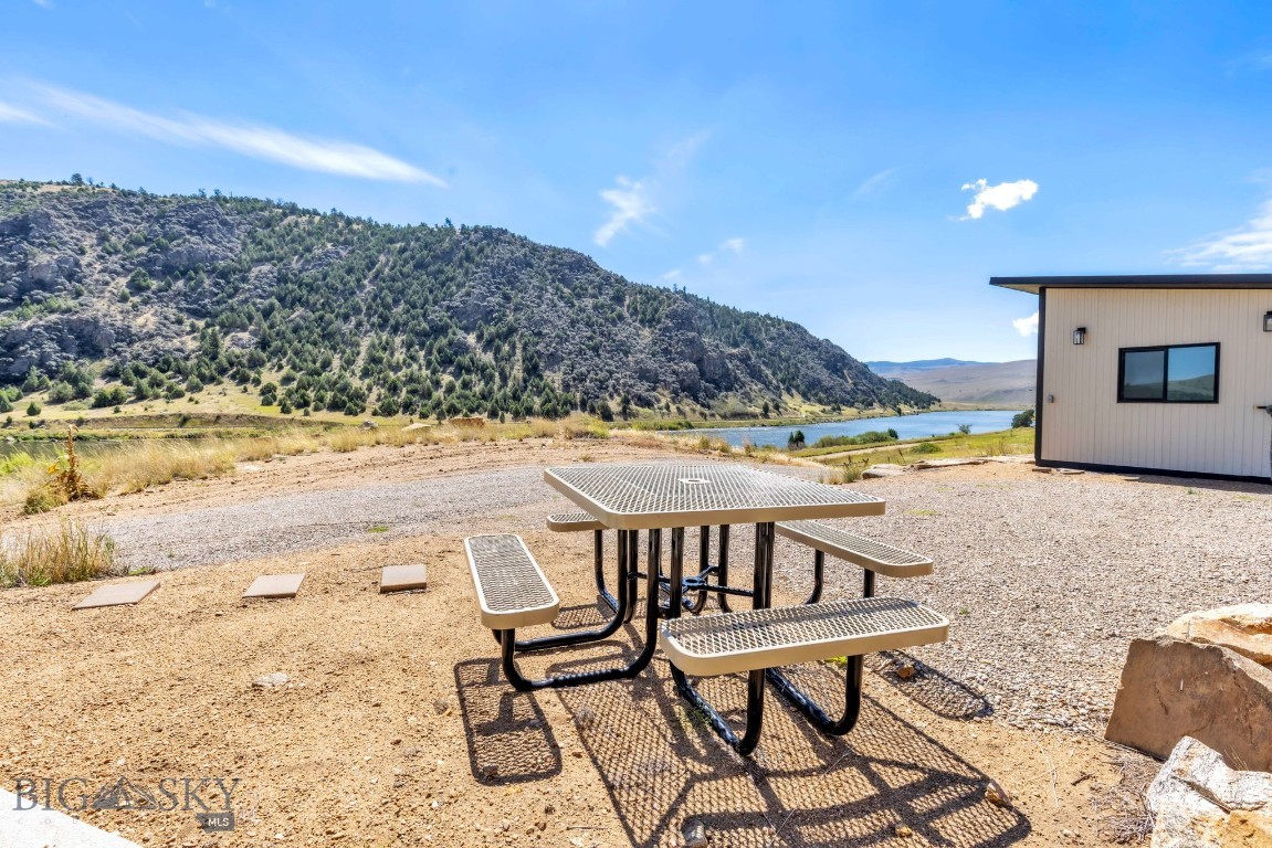 279 N Beartrap Canyon Road Property Photo 62