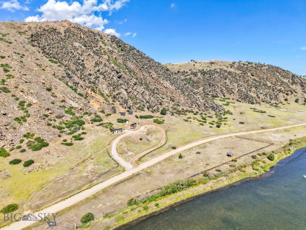 279 N Beartrap Canyon Road Property Photo 66