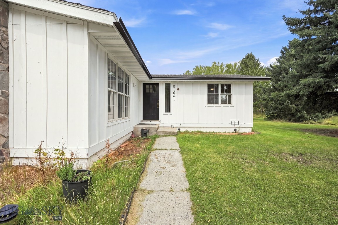 1041 Nelson Road Property Photo 5