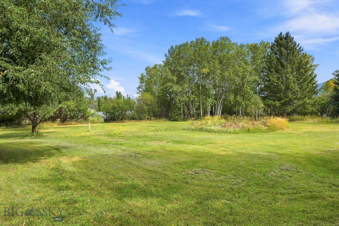 1041 Nelson Road Property Photo 40