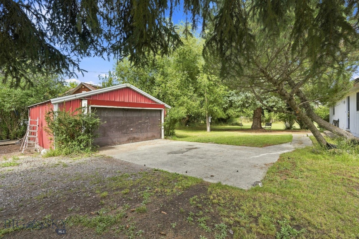 1041 Nelson Road Property Photo 46