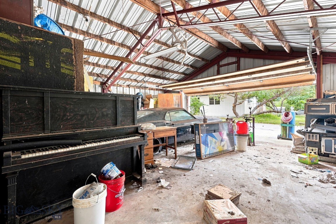 1041 Nelson Road Property Photo 48