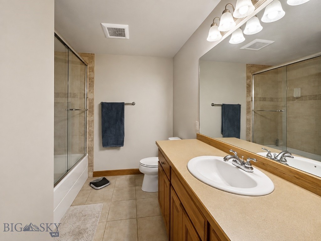 5459 Glenellen 7 Property Photo 13