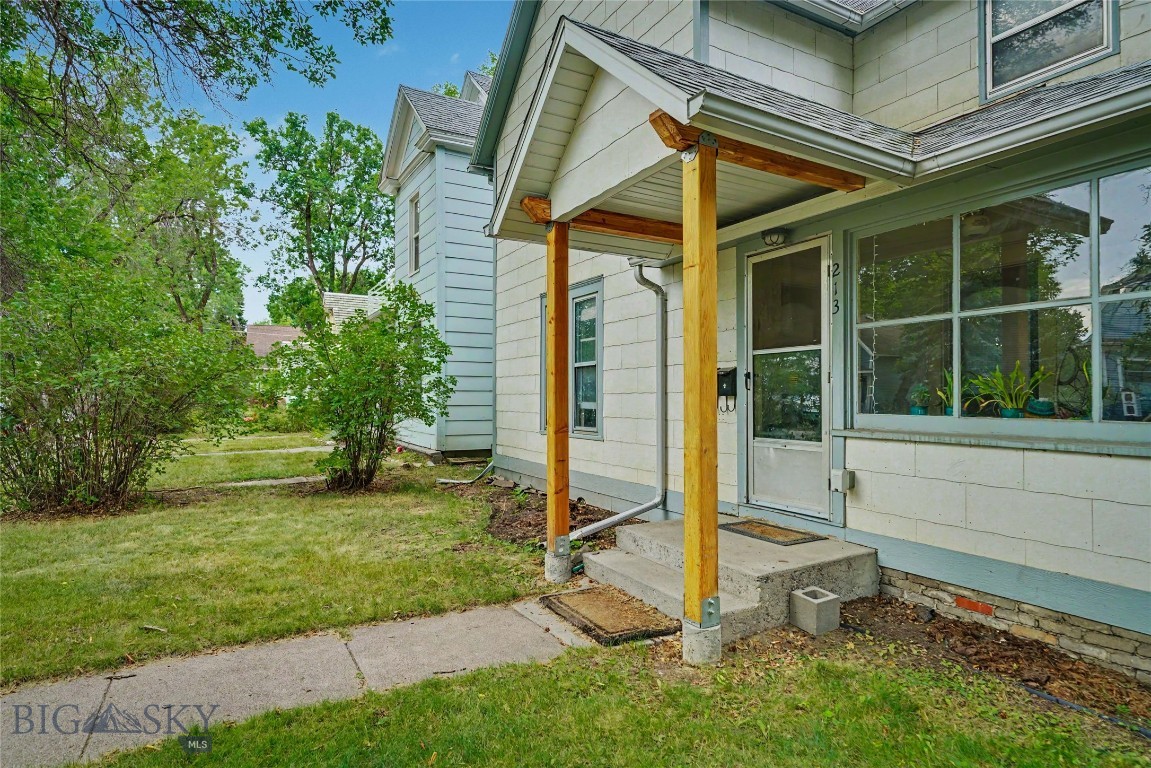 213 S 3rd Avenue Property Photo 2