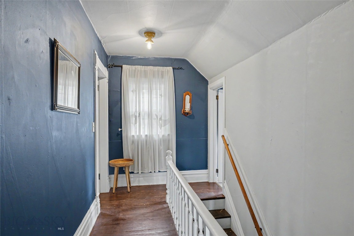 213 S 3rd Avenue Property Photo 29