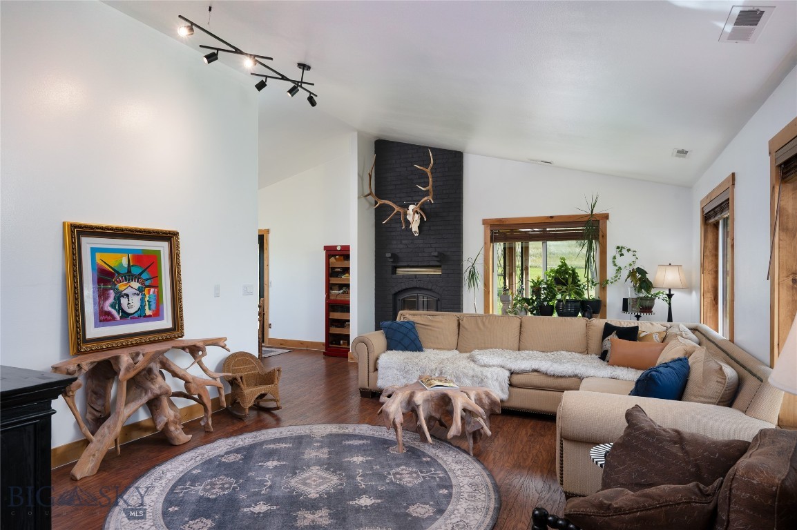 12424 Camp Creek Road Property Photo 11