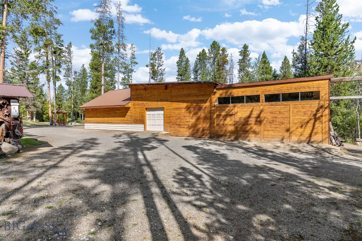 105 Yankee Flats Property Photo 4