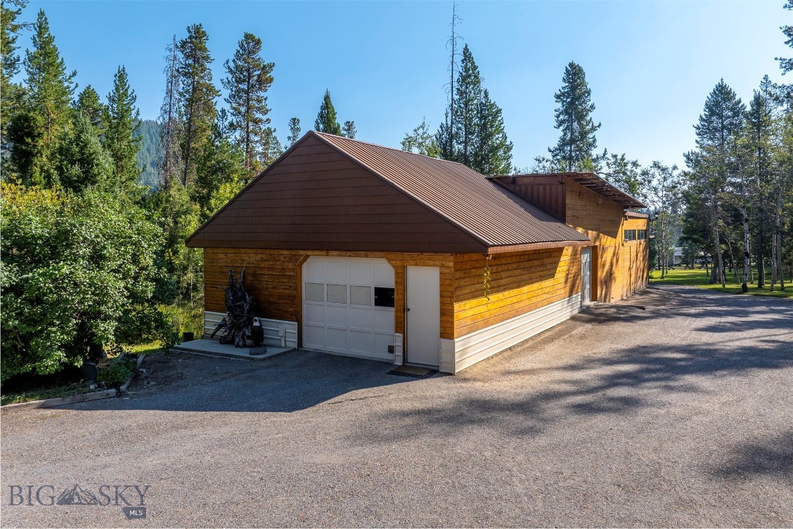 105 Yankee Flats Property Photo 6