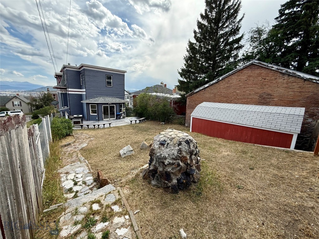309 W Granite Street Property Photo 52