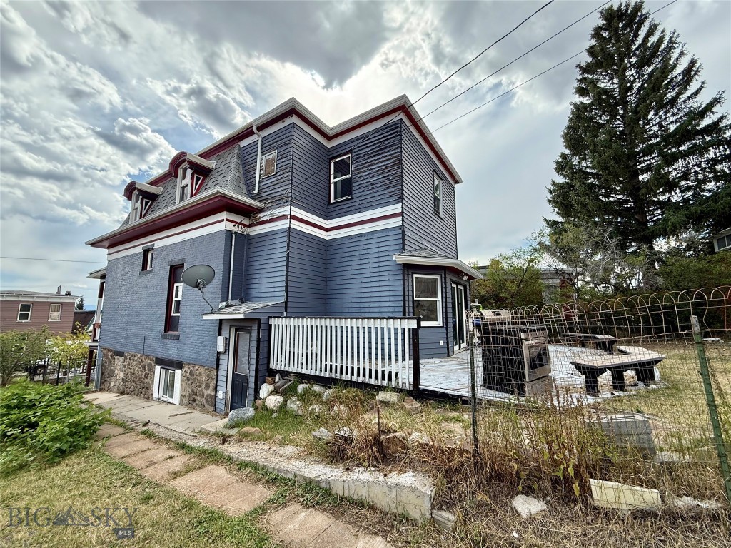 309 W Granite Street Property Photo 55