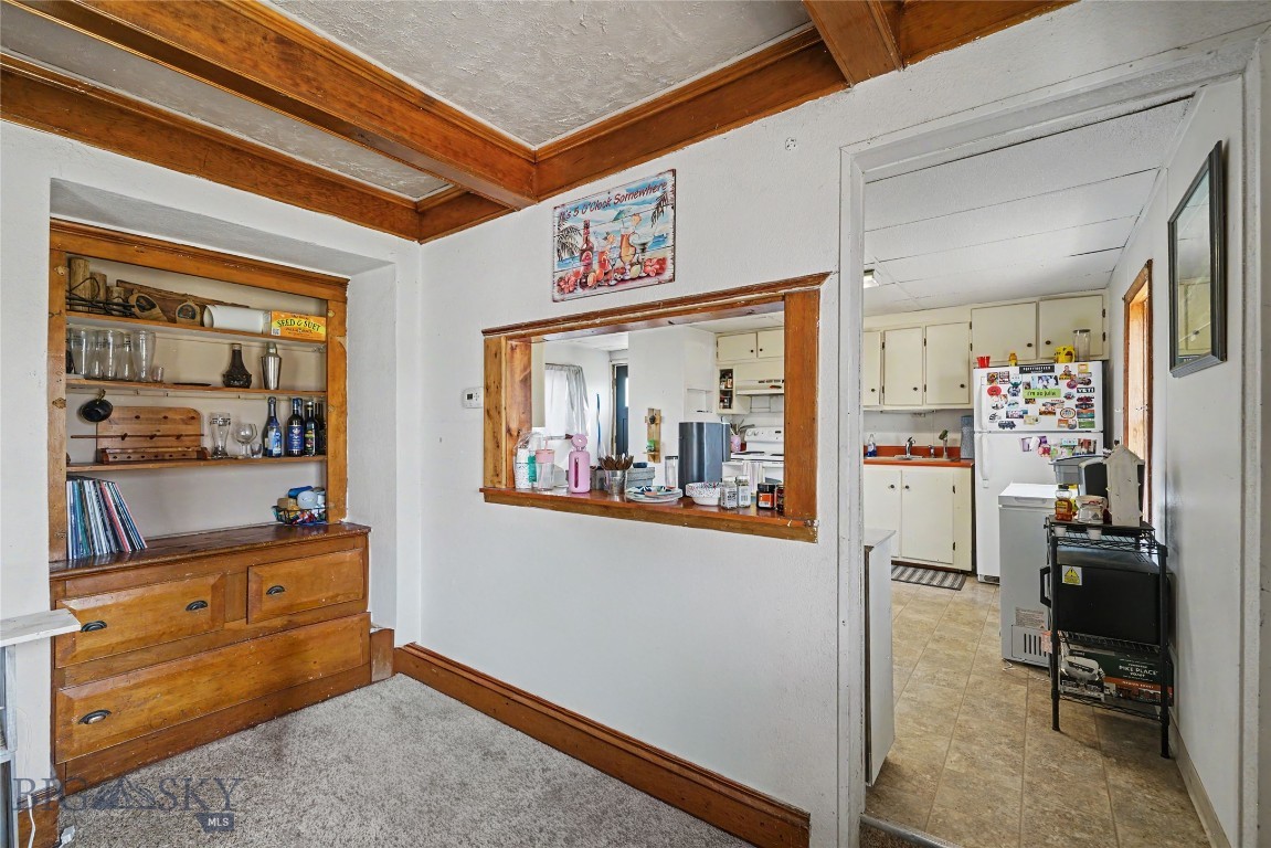 314 S Broadway Property Photo 10