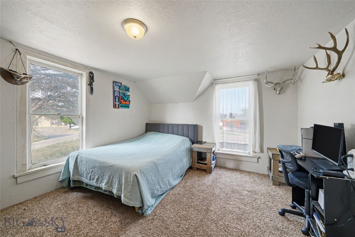 314 S Broadway Property Photo 23