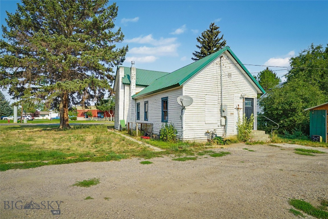 314 S Broadway Property Photo 25