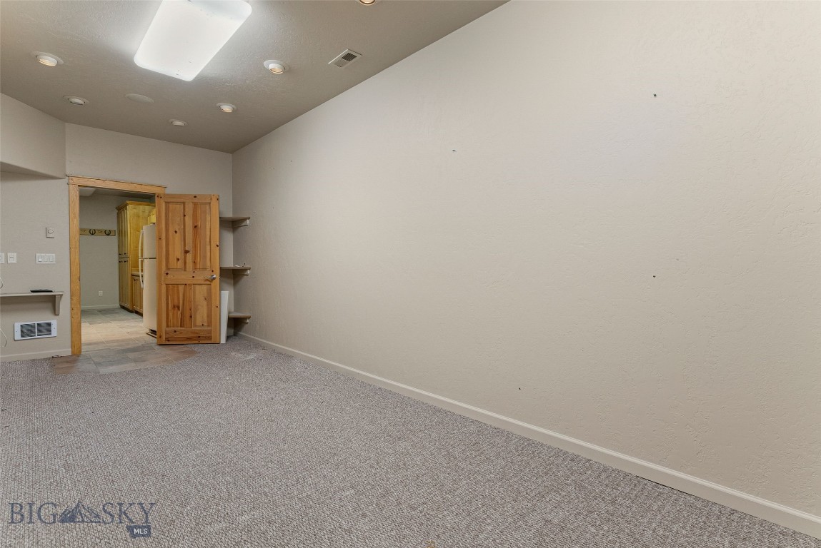 7802 Us Highway 93 S Property Photo 34